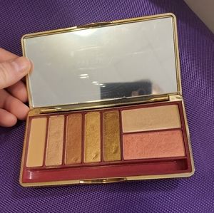 Wanderess Fever Palette